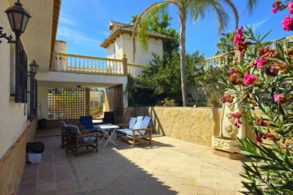 65fa2ec03dbb6003629ea16bd4abbdd0 - 44