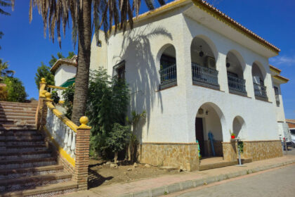 65fa2ec03dbb6003629ea16bd4abbdd0 - 6