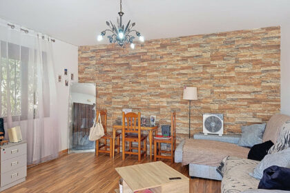 65fa2ec03dbb6003629ea16bd4abbdd0 - 8