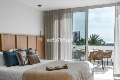 663e5f006743f34dfb8163c0a046ce4c - 14