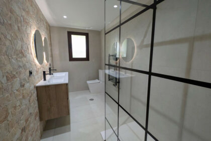 66505e0c018727c9eecf2be510fb49a8 - 11