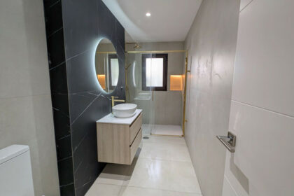 66505e0c018727c9eecf2be510fb49a8 - 16