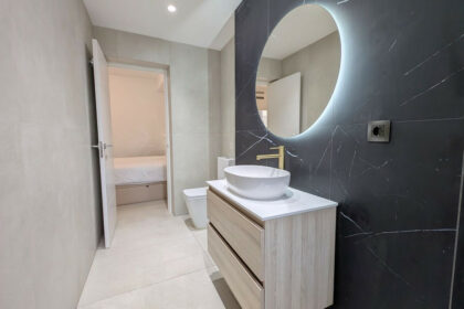 66505e0c018727c9eecf2be510fb49a8 - 18