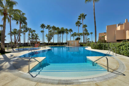 66a421b8c4a6382b89b9a737cc4bd5c7 - 1