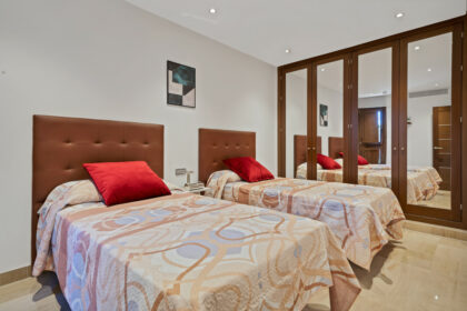 66a421b8c4a6382b89b9a737cc4bd5c7 - 11