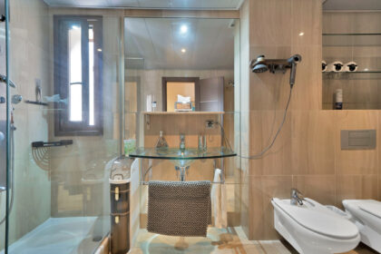 66a421b8c4a6382b89b9a737cc4bd5c7 - 13