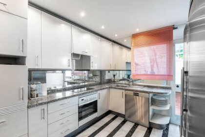 6702e0cb13c59b9a3c3418259512a4ef - 13