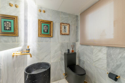 6702e0cb13c59b9a3c3418259512a4ef - 15