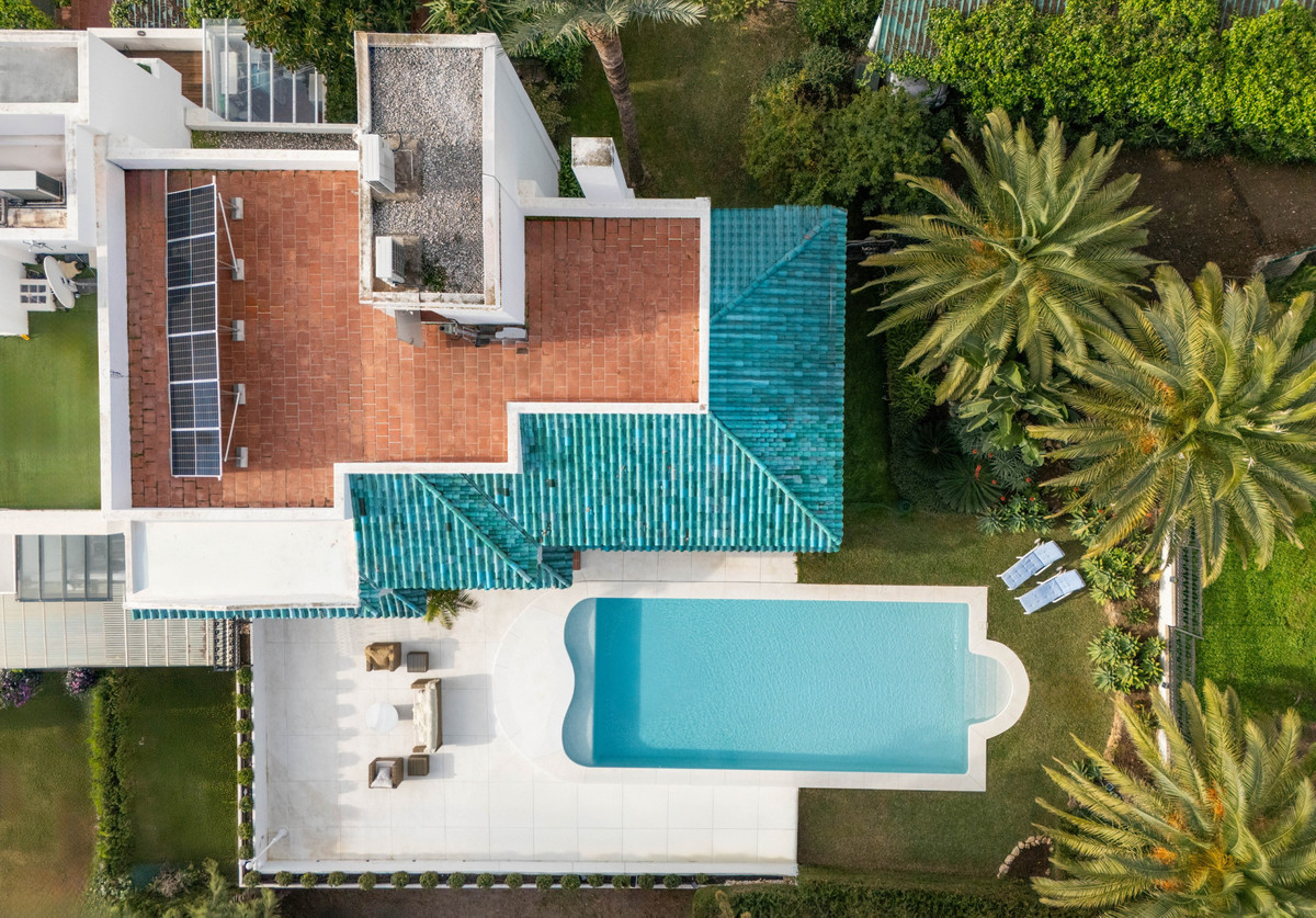 6702e0cb13c59b9a3c3418259512a4ef - 20