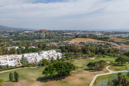 6702e0cb13c59b9a3c3418259512a4ef - 27