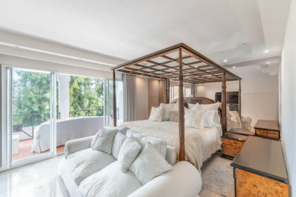 6702e0cb13c59b9a3c3418259512a4ef - 6