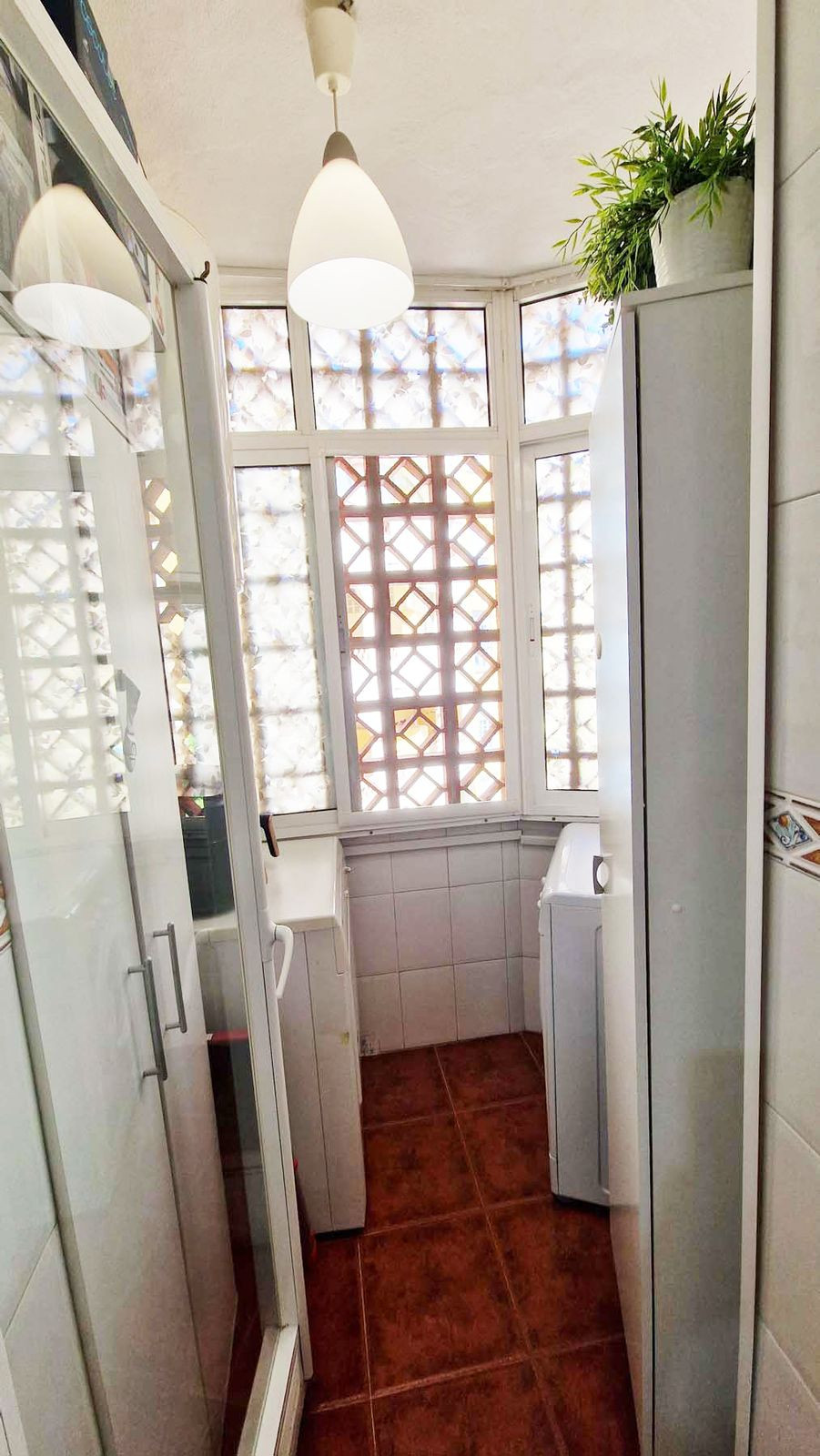 6771337605a9825849fbbb22cec30f1c - 16