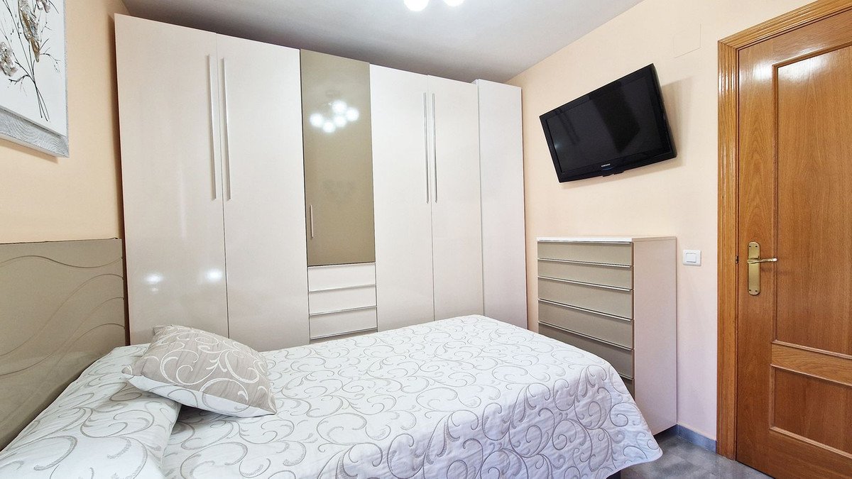 6771337605a9825849fbbb22cec30f1c - 19