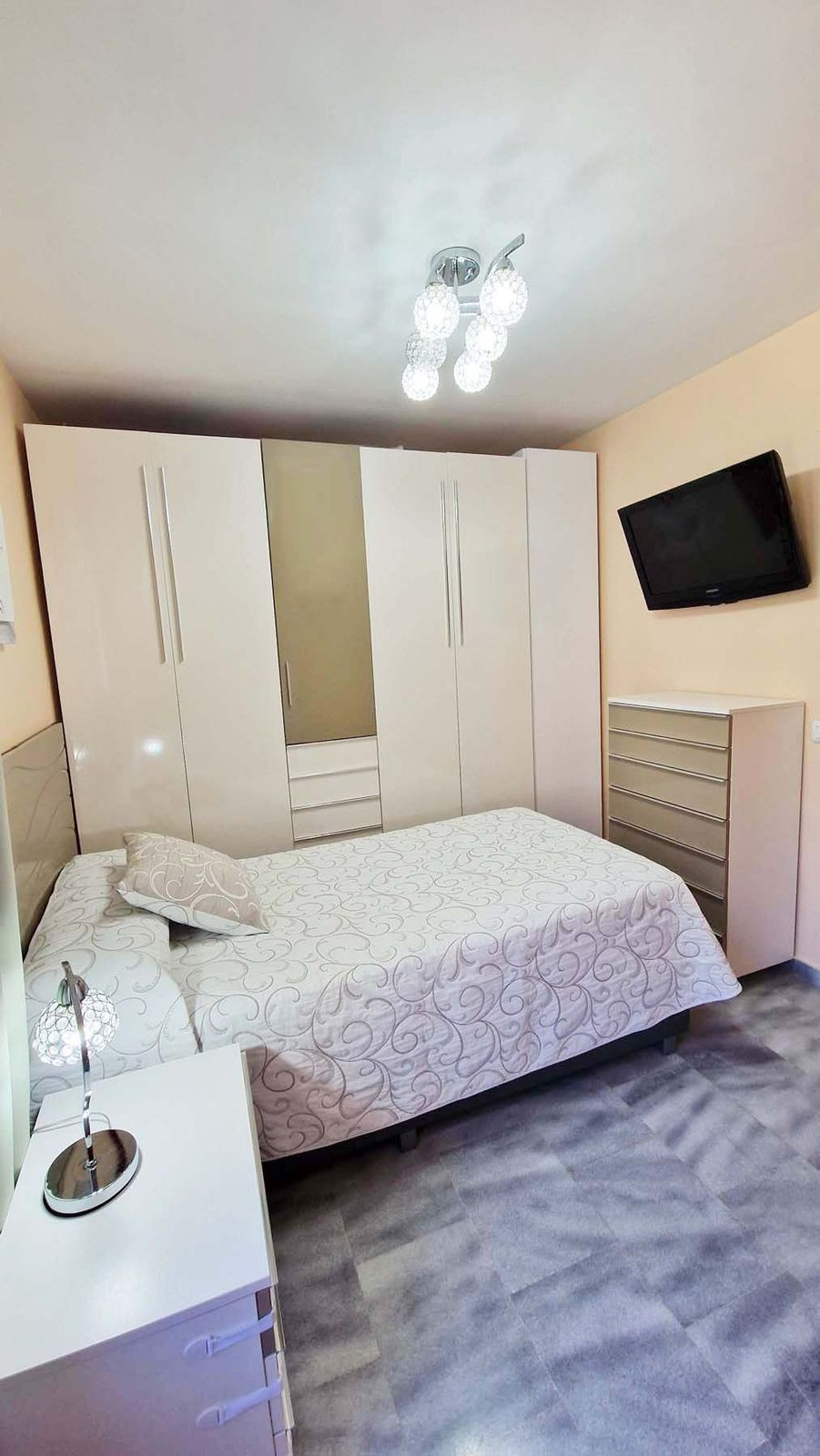 6771337605a9825849fbbb22cec30f1c - 22