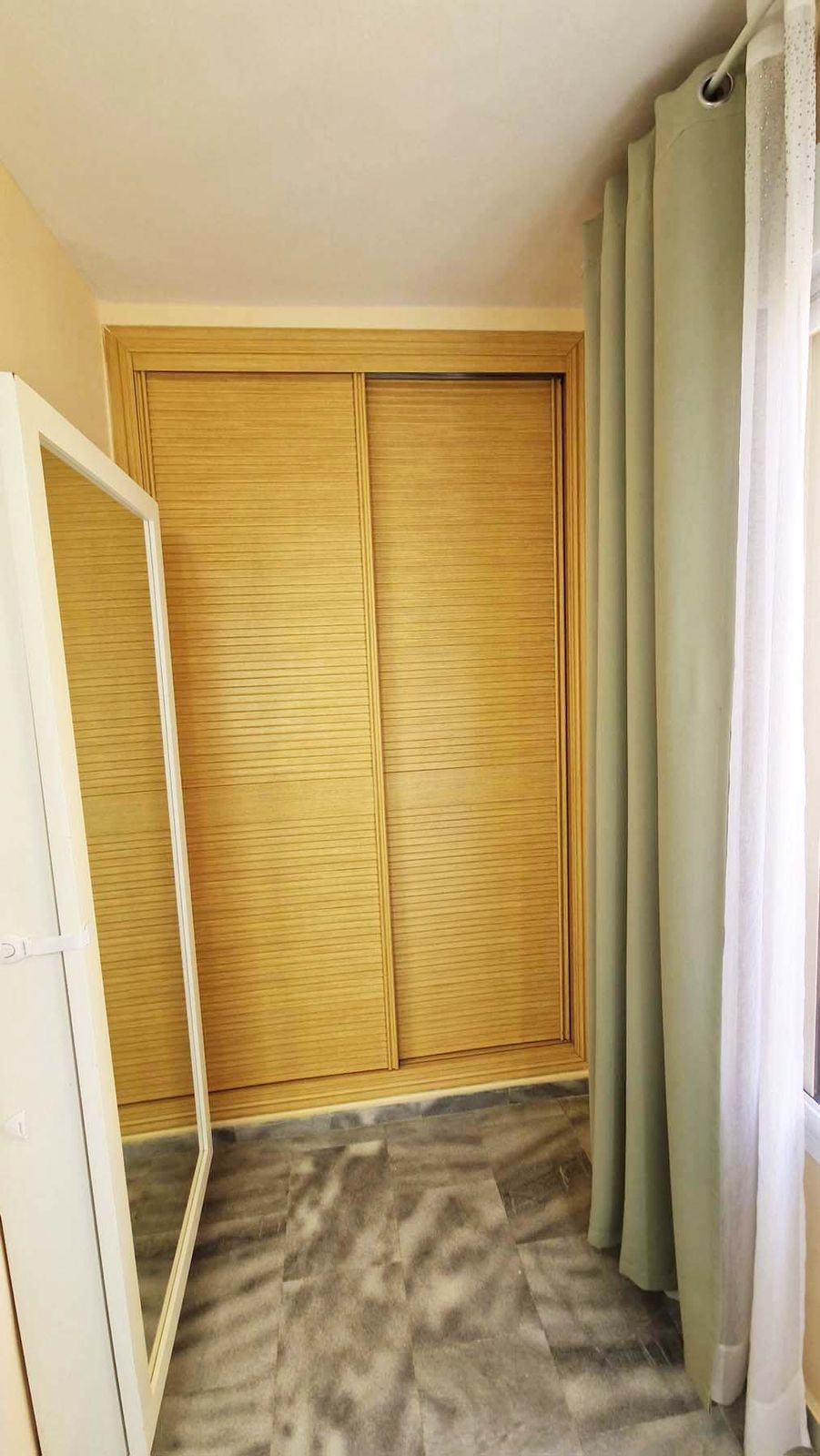 6771337605a9825849fbbb22cec30f1c - 25