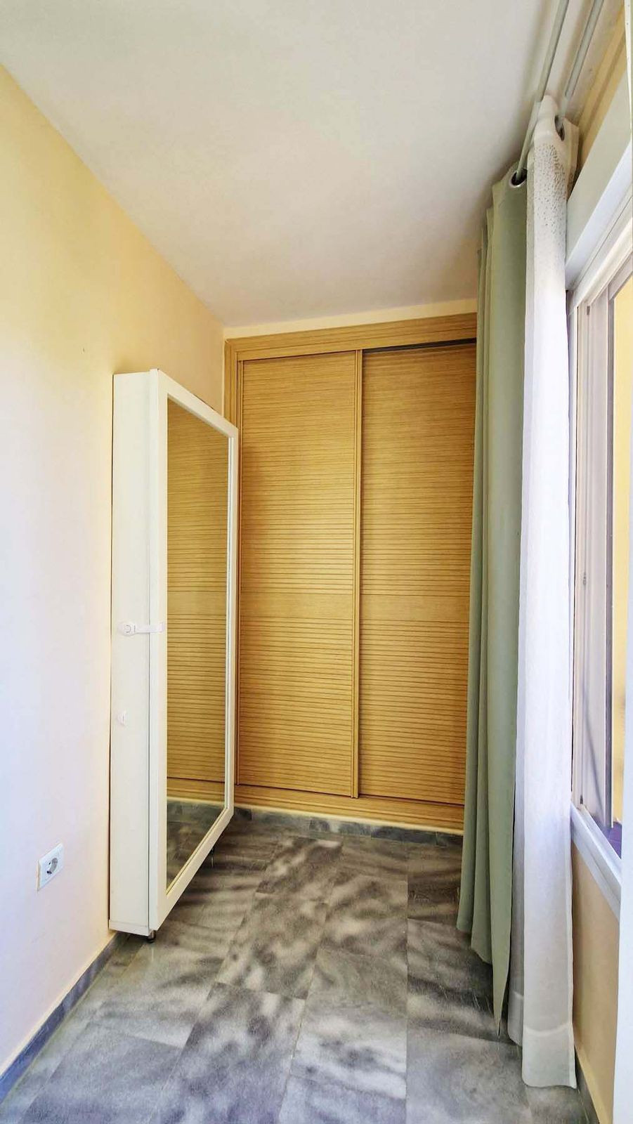 6771337605a9825849fbbb22cec30f1c - 26