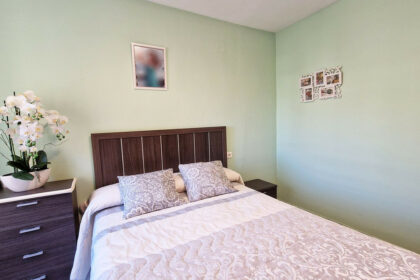 6771337605a9825849fbbb22cec30f1c - 35