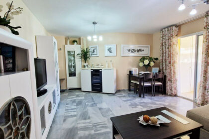 6771337605a9825849fbbb22cec30f1c - 5