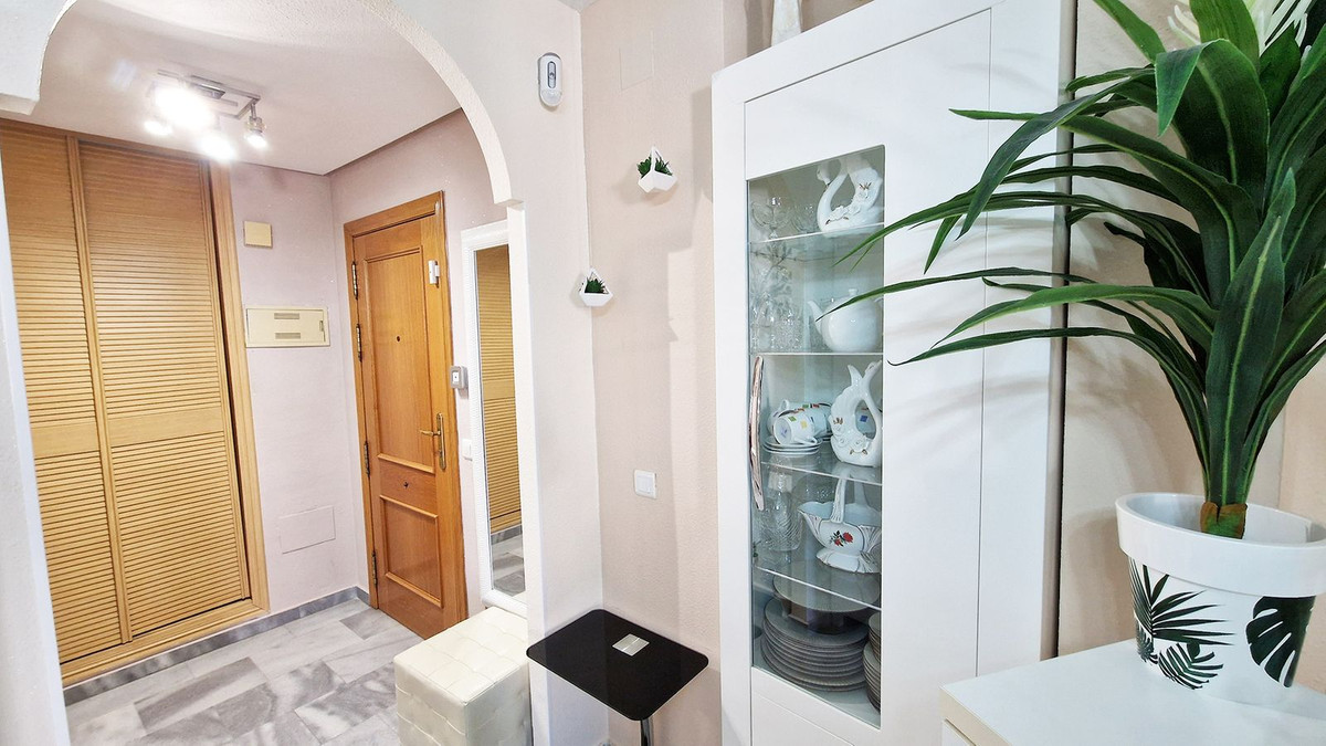 6771337605a9825849fbbb22cec30f1c - 8