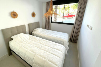 67836b483f921591f6c3abf1eb261a3e - 12