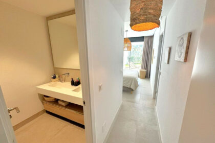 67836b483f921591f6c3abf1eb261a3e - 15