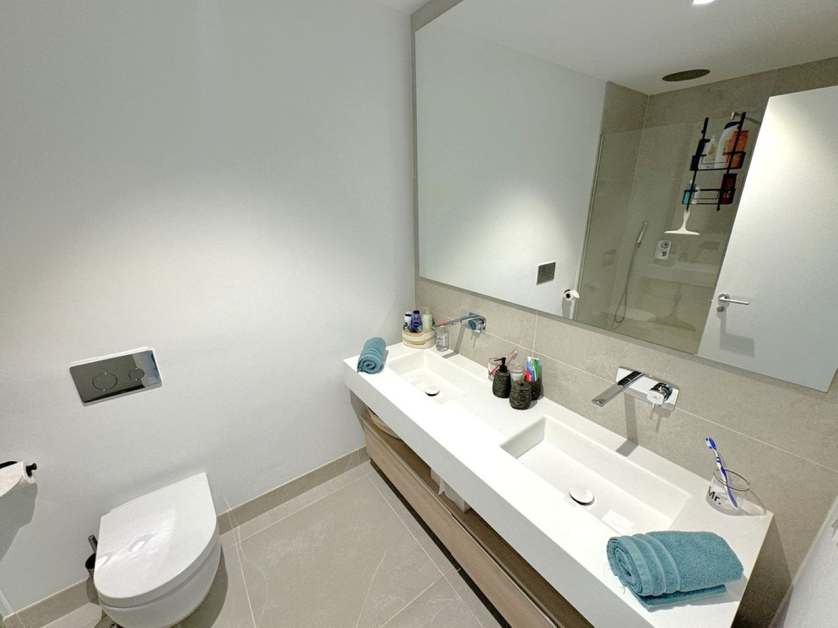 67836b483f921591f6c3abf1eb261a3e - 18