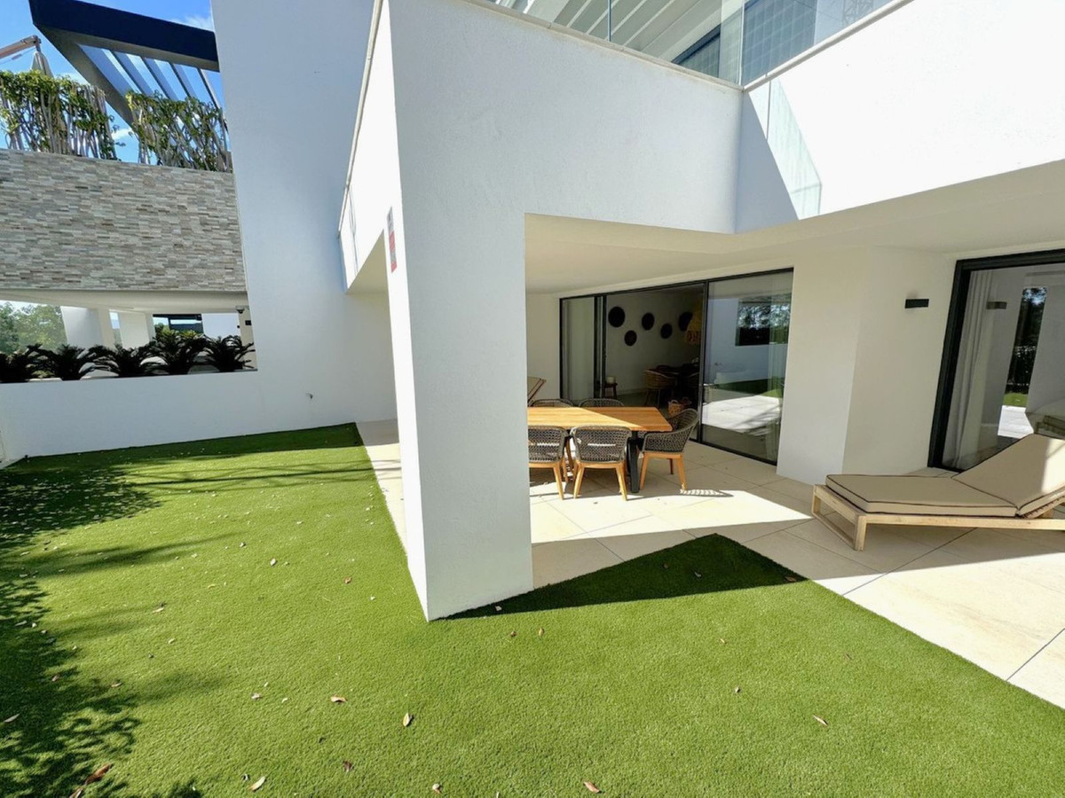 67836b483f921591f6c3abf1eb261a3e - 22