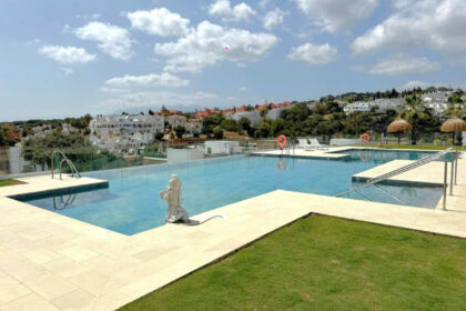 67836b483f921591f6c3abf1eb261a3e - 3