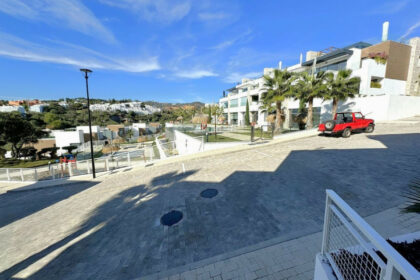 67836b483f921591f6c3abf1eb261a3e - 39