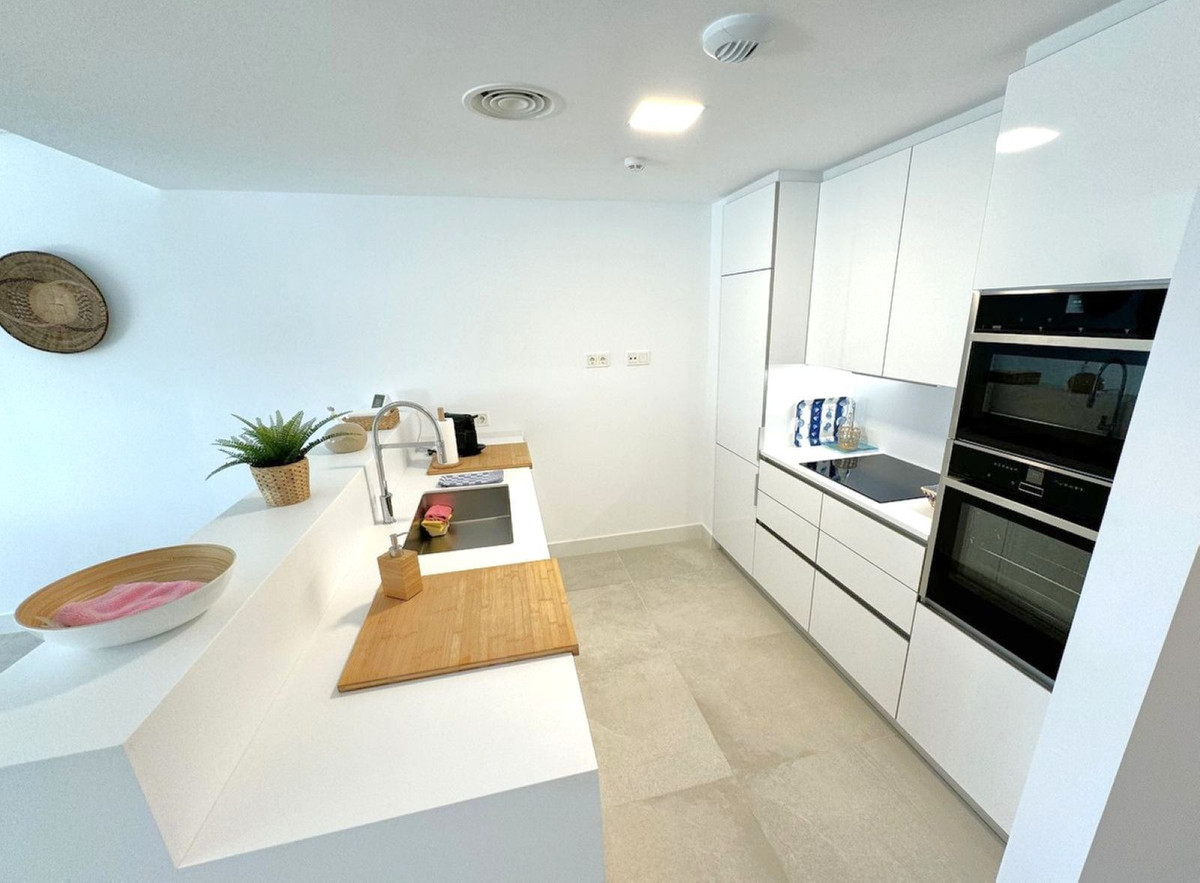 67836b483f921591f6c3abf1eb261a3e - 9