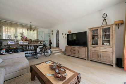 67e4d6bb6731d482a837df071ee76adc - 14