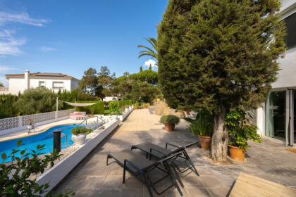 67e4d6bb6731d482a837df071ee76adc - 15