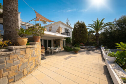 67e4d6bb6731d482a837df071ee76adc - 27