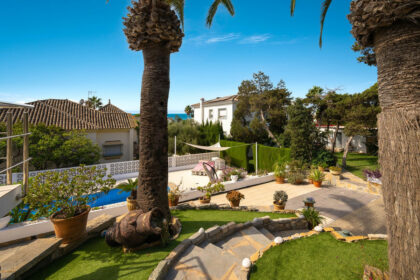 67e4d6bb6731d482a837df071ee76adc - 28