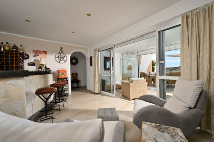 67e4d6bb6731d482a837df071ee76adc - 44