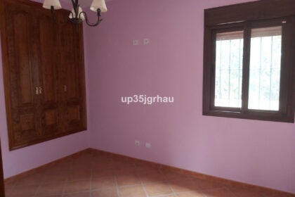 682e008c094e7ac6eb07dbb355572372 - 10