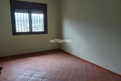 682e008c094e7ac6eb07dbb355572372 - 11