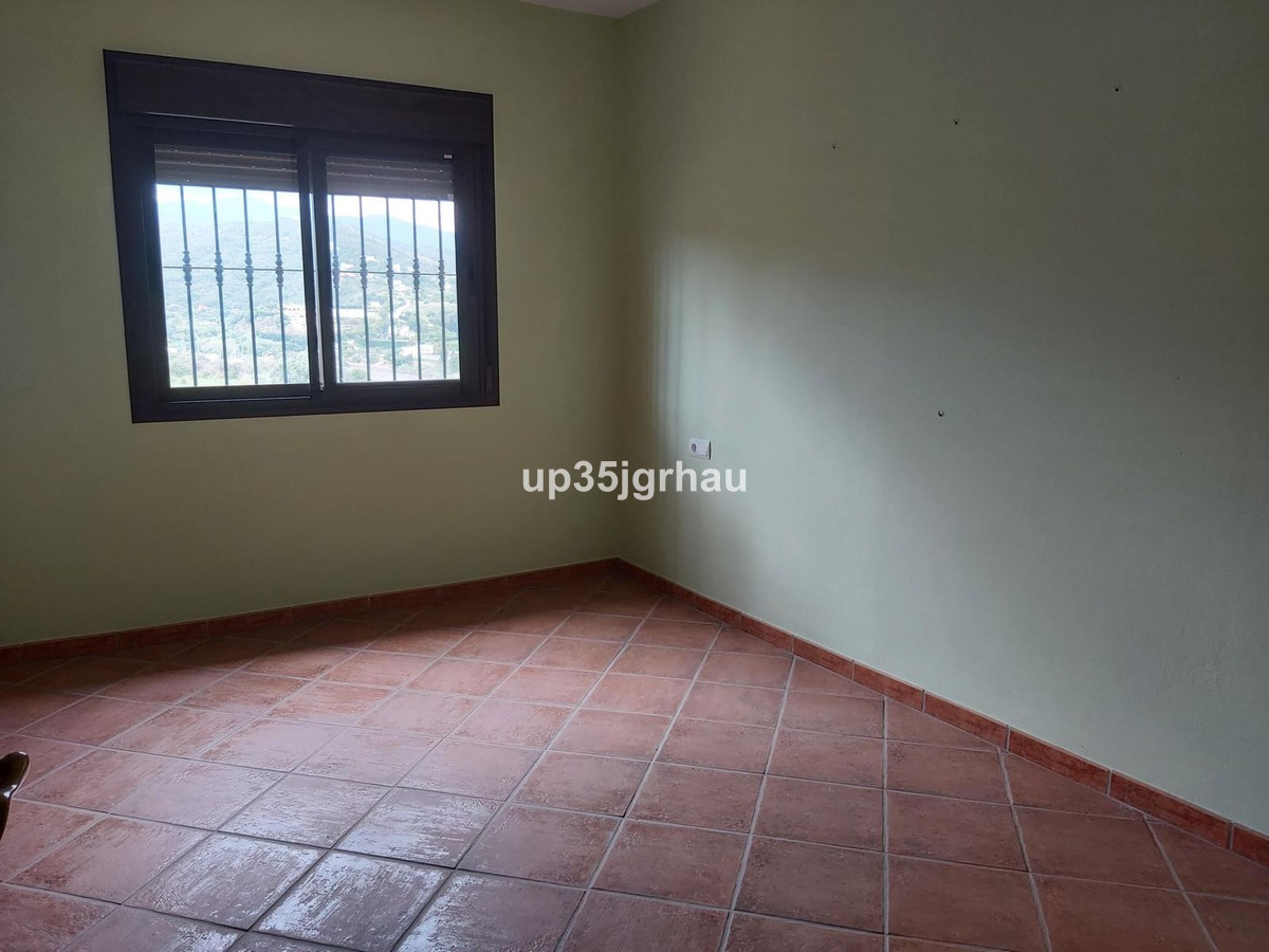 682e008c094e7ac6eb07dbb355572372 - 11