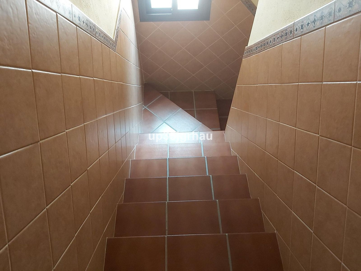 682e008c094e7ac6eb07dbb355572372 - 14