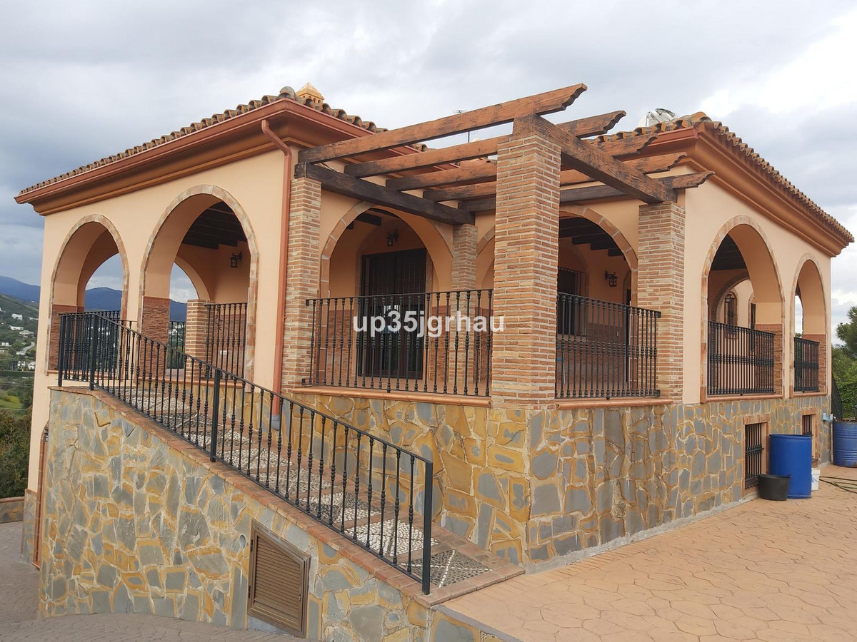 682e008c094e7ac6eb07dbb355572372 - 2