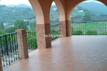 682e008c094e7ac6eb07dbb355572372 - 30