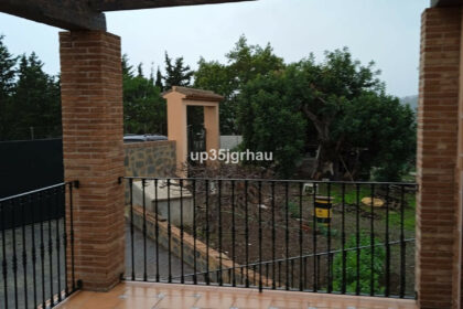 682e008c094e7ac6eb07dbb355572372 - 31