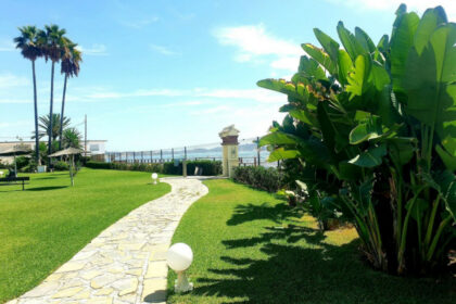 68375ee643af720f92b9bde4bbc964a5 - 35