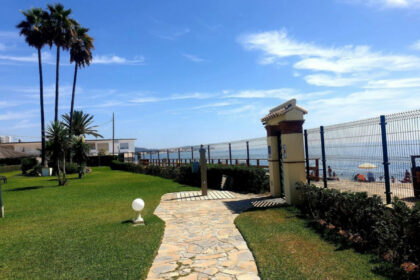 68375ee643af720f92b9bde4bbc964a5 - 40