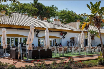 683baf40d39b3b138a7610a04dcddb70 - 18