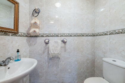 68445b3f981b7a576ea5b38097f10b62 - 24