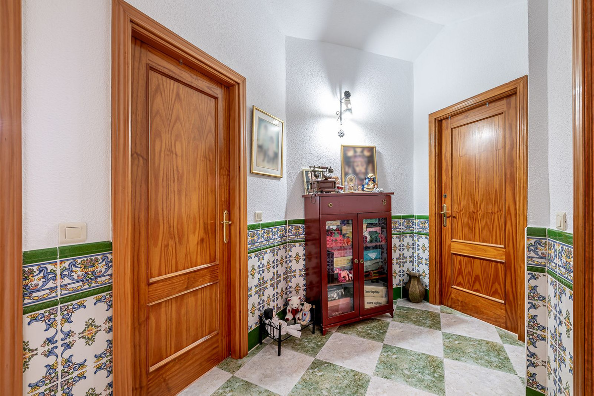 68445b3f981b7a576ea5b38097f10b62 - 28