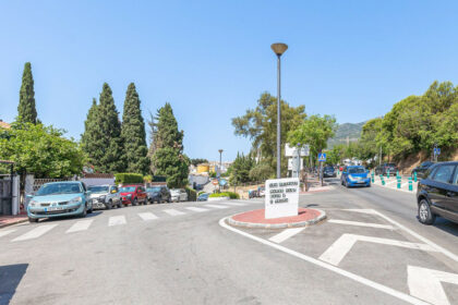 68445b3f981b7a576ea5b38097f10b62 - 36