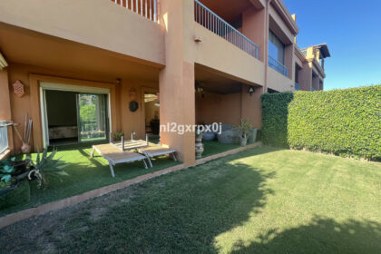 687e320348c5bad459bc72f4a7653581 - 32