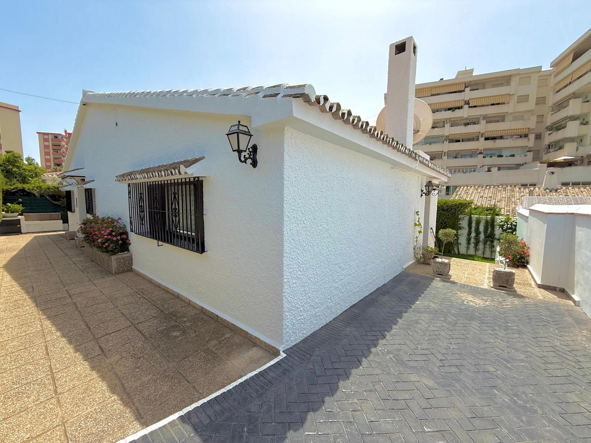 68d908d67b36ec80d5adc99f808e7b1b - 25